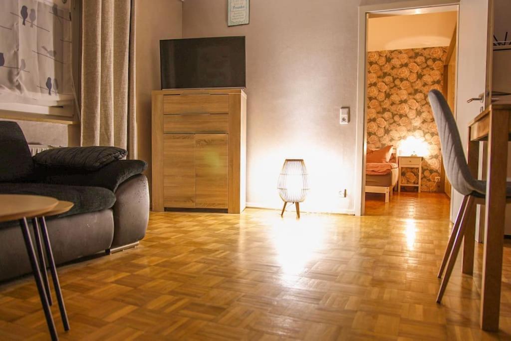 Ferienwohnung Lahntalblick Вайльбург Экстерьер фото